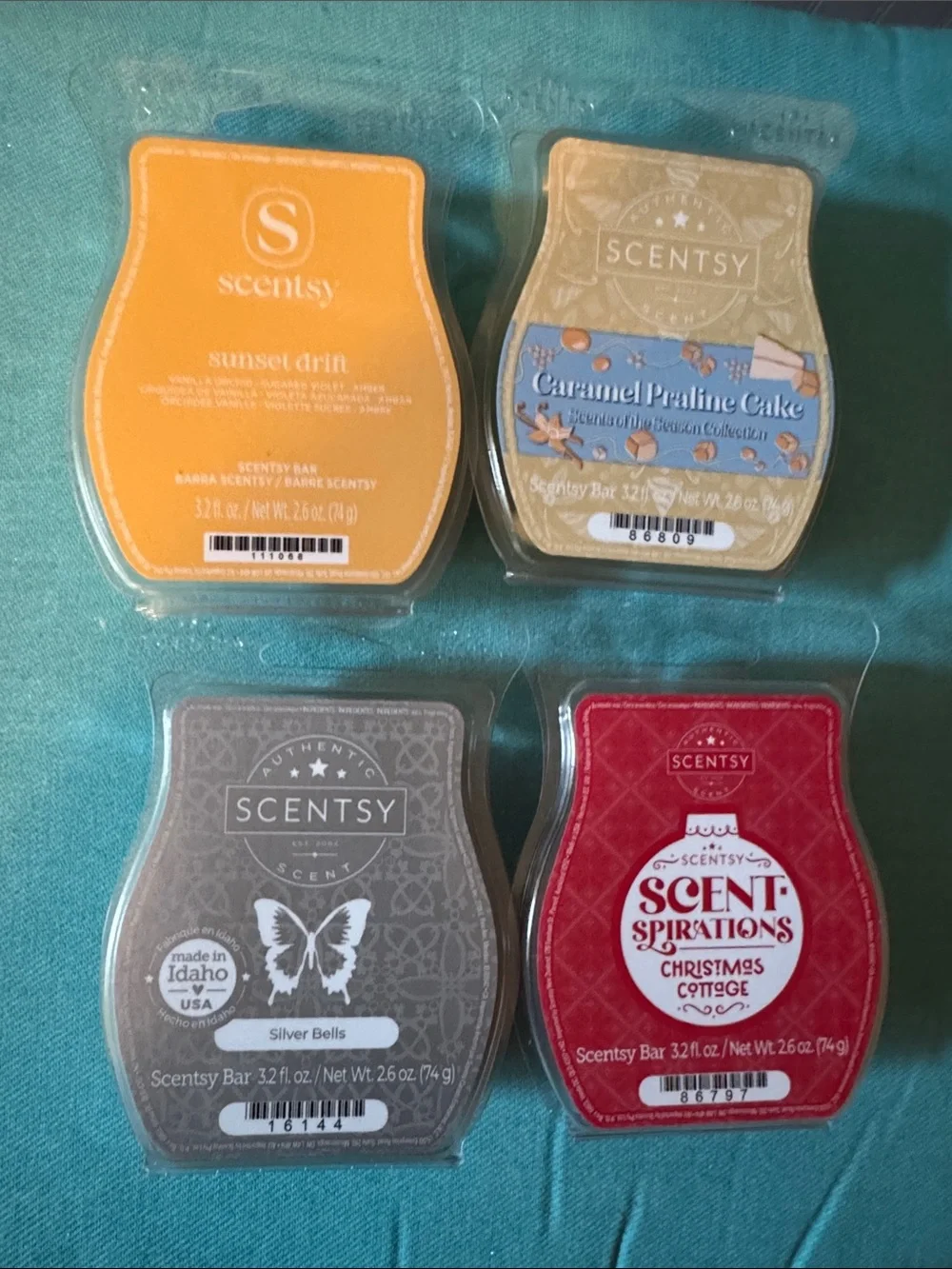 Scentsy Wax Melt Set — Yellow, Gold, Gray, Red